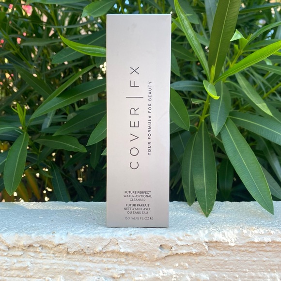 NIB COVER FX CLEANSER - Picture 6 of 7